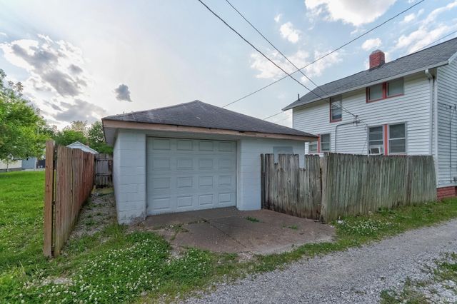 1202 Henning Avenue, Evansville, IN 47714