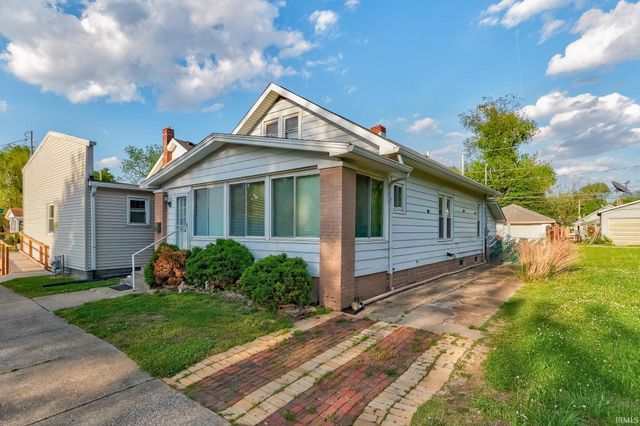 1202 Henning Avenue, Evansville, IN 47714