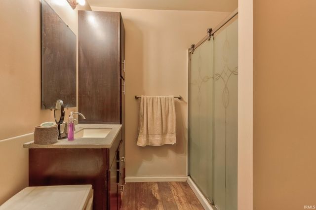 1202 Henning Avenue, Evansville, IN 47714