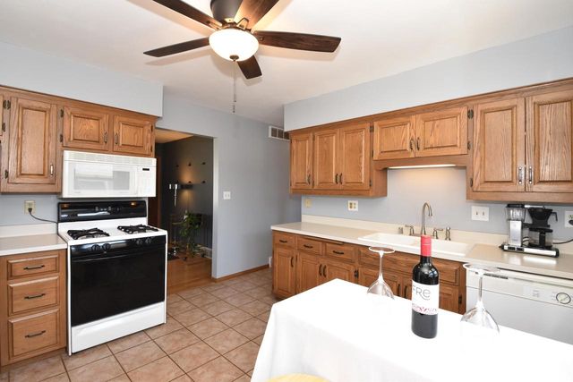 403 Beech STREET, Grafton, WI 53024