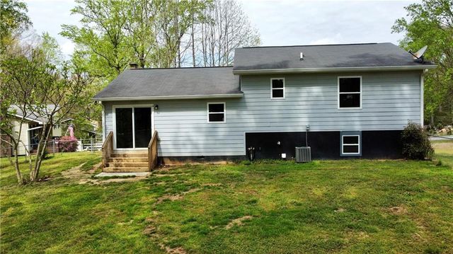 636 Hardy Way, Hiram, GA 30141