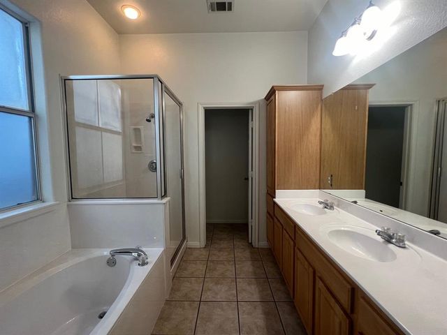 5402 Martin Ave A, Austin, TX 78751