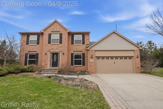 938 Meadowbrook Court, Milford Village, MI 48381