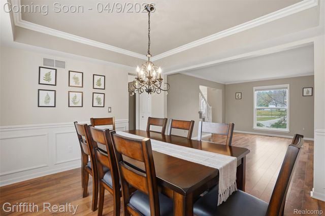 938 Meadowbrook Court, Milford Village, MI 48381