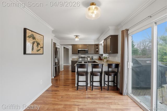 938 Meadowbrook Court, Milford Village, MI 48381