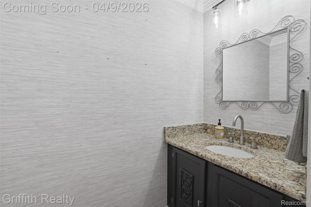 938 Meadowbrook Court, Milford Village, MI 48381