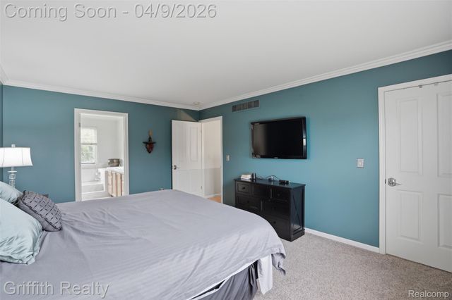 938 Meadowbrook Court, Milford Village, MI 48381