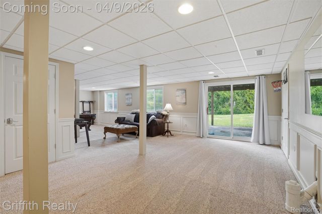 938 Meadowbrook Court, Milford Village, MI 48381