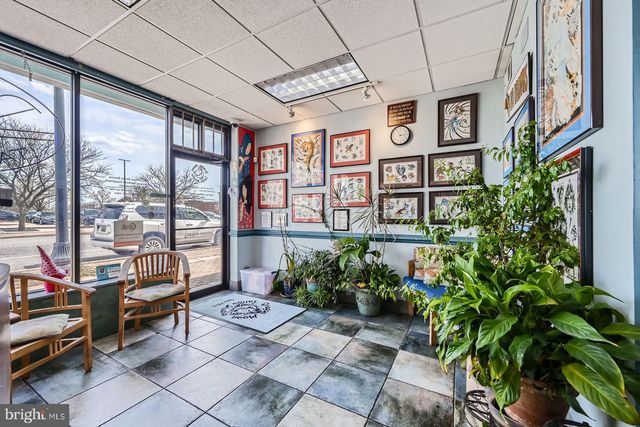 208 N CRAIN HWY, Glen Burnie, MD 21061