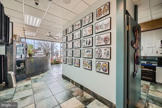208 N CRAIN HWY, Glen Burnie, MD 21061