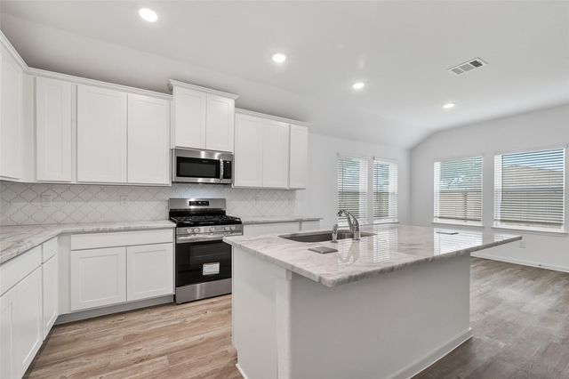 3314 Rolling River Drive, Baytown, TX 77521