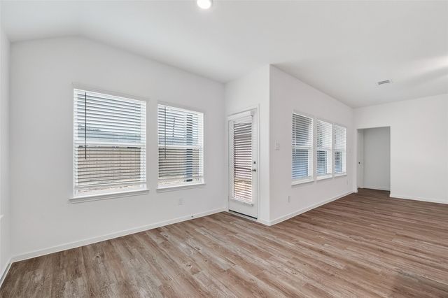 3314 Rolling River Drive, Baytown, TX 77521