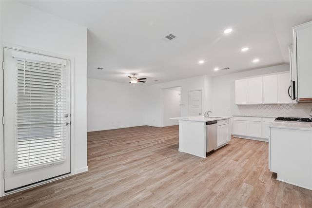 3314 Rolling River Drive, Baytown, TX 77521