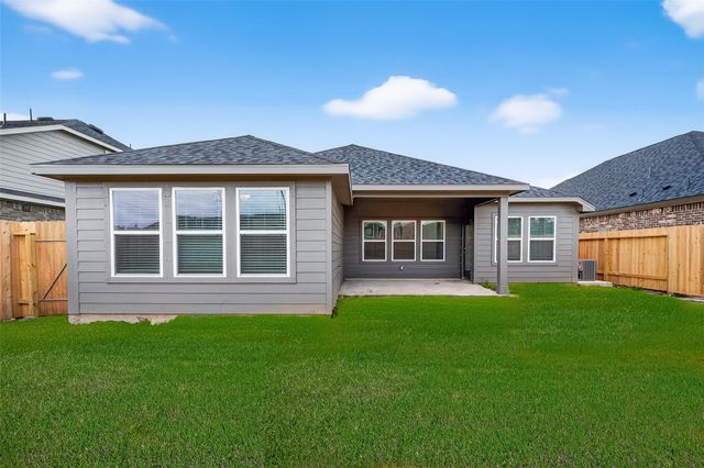 3314 Rolling River Drive, Baytown, TX 77521