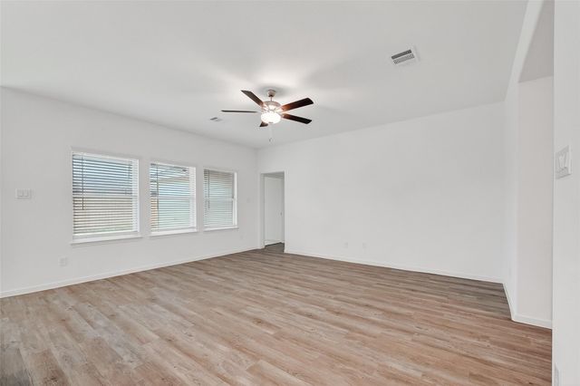 3314 Rolling River Drive, Baytown, TX 77521