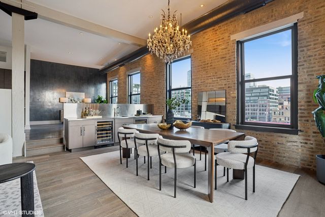 401 N Aberdeen Street 4S, Chicago, IL 60642