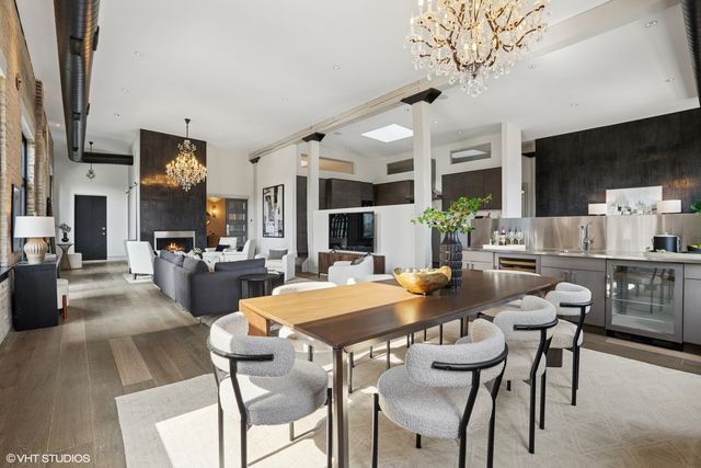 401 N Aberdeen Street 4S, Chicago, IL 60642