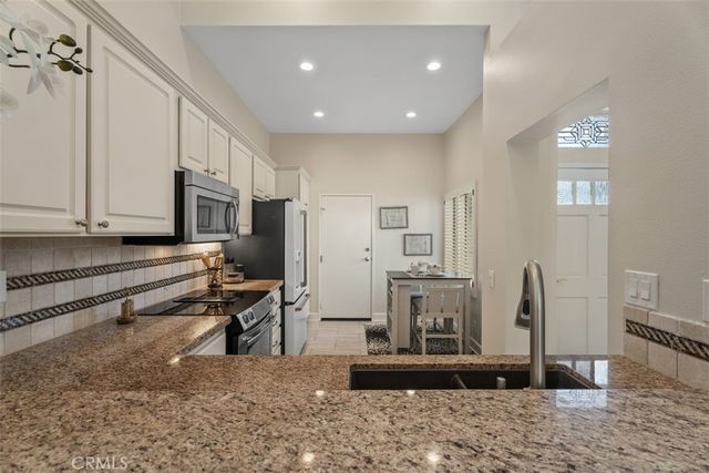 28825 Paseo Campana, Mission Viejo, CA 92692