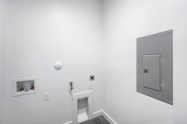 4805 Sara DR, Austin, TX 78721
