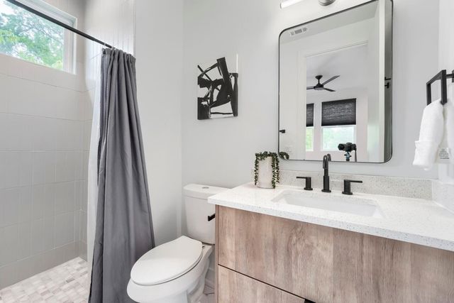 4805 Sara DR, Austin, TX 78721