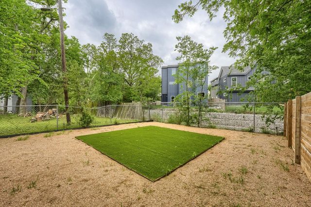 4805 Sara DR, Austin, TX 78721