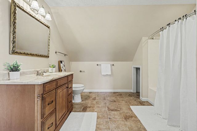 863 Rock Springs Rd, Castalian Springs, TN 37031