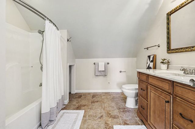 863 Rock Springs Rd, Castalian Springs, TN 37031