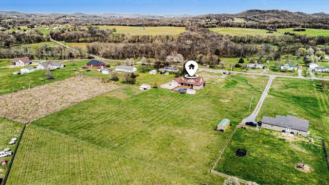 863 Rock Springs Rd, Castalian Springs, TN 37031