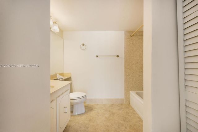 600 NE 36th St 1109, Miami, FL 33137