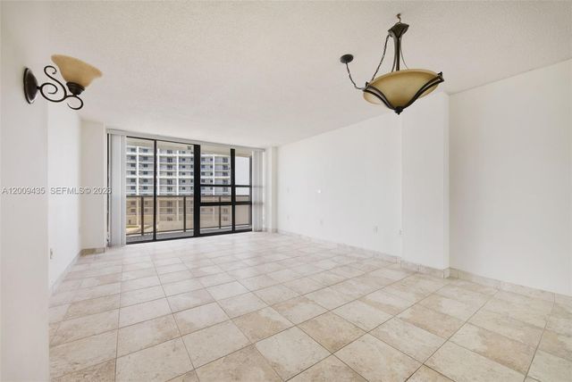 600 NE 36th St 1109, Miami, FL 33137