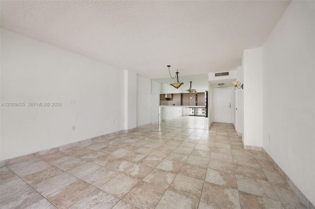 600 NE 36th St 1109, Miami, FL 33137