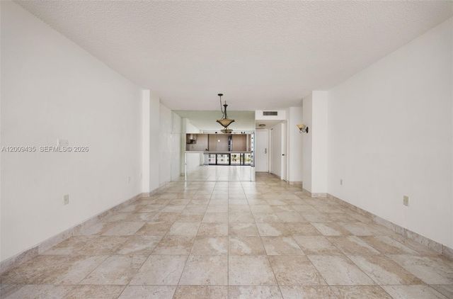 600 NE 36th St 1109, Miami, FL 33137