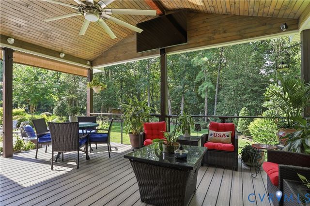 8024 Hampton Meadows Ln, Chesterfield, VA 23832