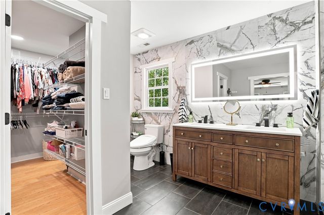 8024 Hampton Meadows Ln, Chesterfield, VA 23832