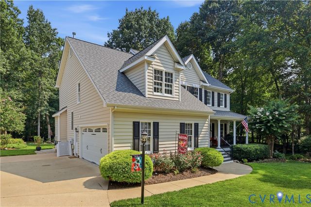 8024 Hampton Meadows Ln, Chesterfield, VA 23832