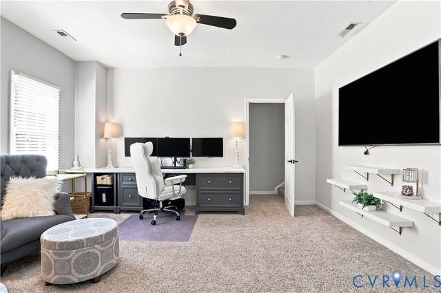8024 Hampton Meadows Ln, Chesterfield, VA 23832