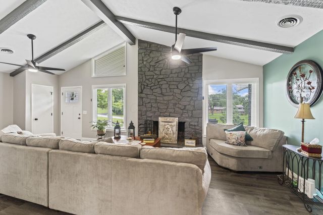 2805 Cottonwood Drive, Springfield, OH 45504