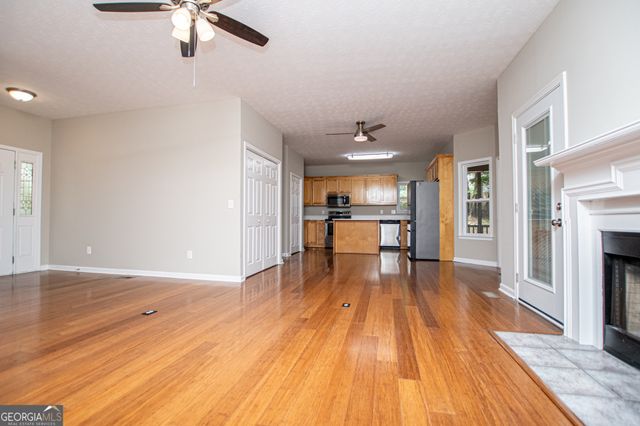 8047 Longleaf Court, Villa Rica, GA 30180