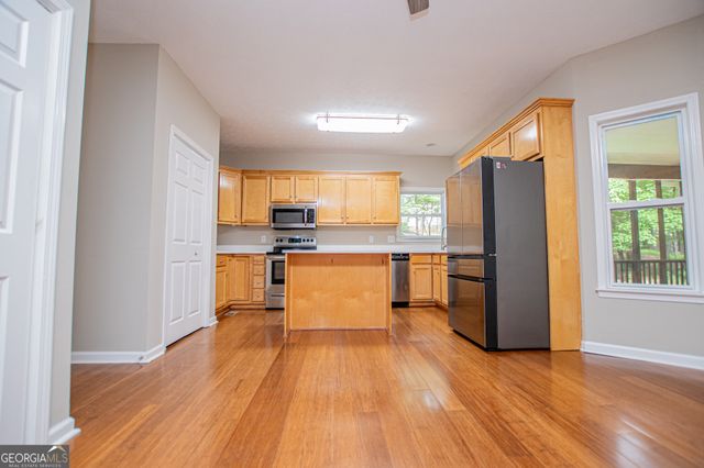 8047 Longleaf Court, Villa Rica, GA 30180