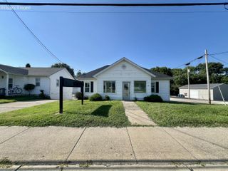 37 N Main Street, Dry Ridge, KY 41035
