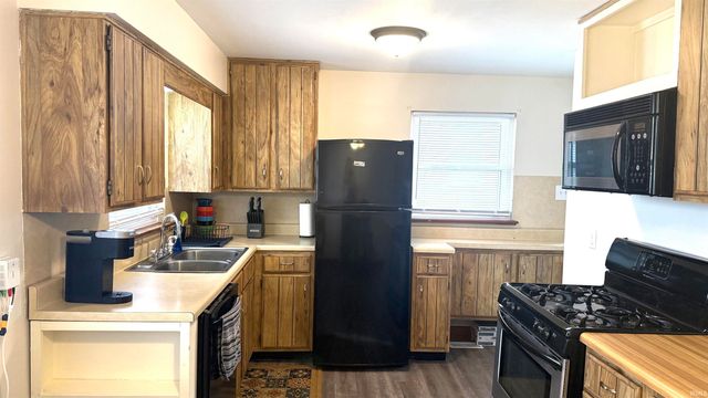 1801 Hercules Avenue, Evansville, IN 47711