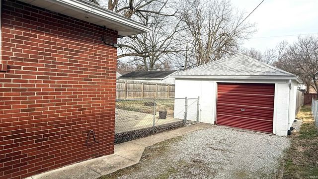 1801 Hercules Avenue, Evansville, IN 47711