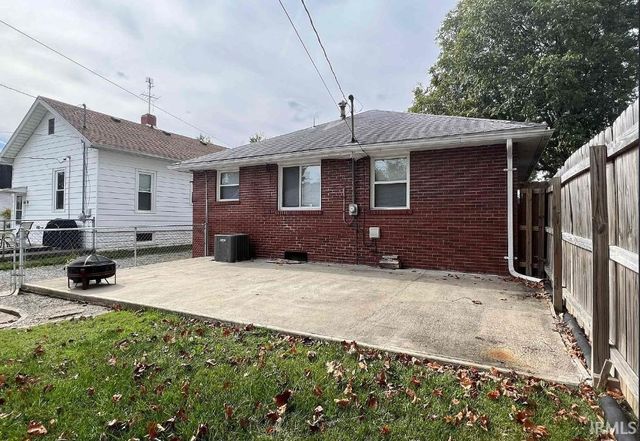 1801 Hercules Avenue, Evansville, IN 47711