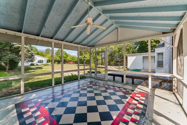 9044 S Saginaw Street, Grand Blanc Twp, MI 48439