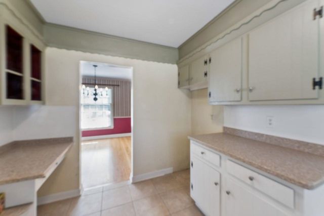 9044 S Saginaw Street, Grand Blanc Twp, MI 48439