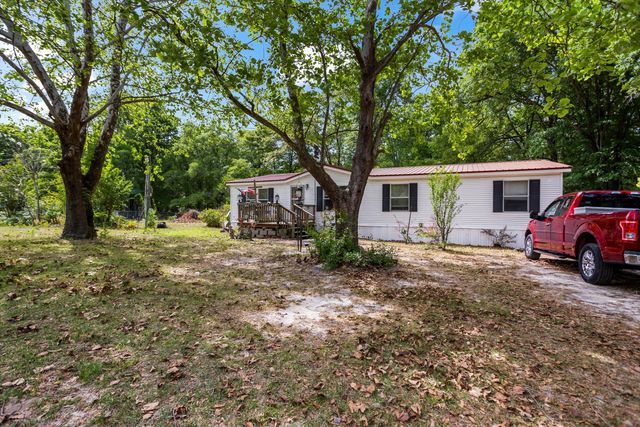 126 Airport Road, Wagener, SC 29164