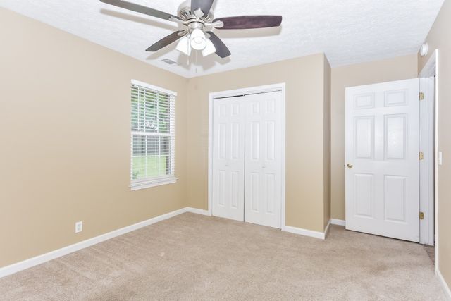 405 Brookview Dr, Gallatin, TN 37066