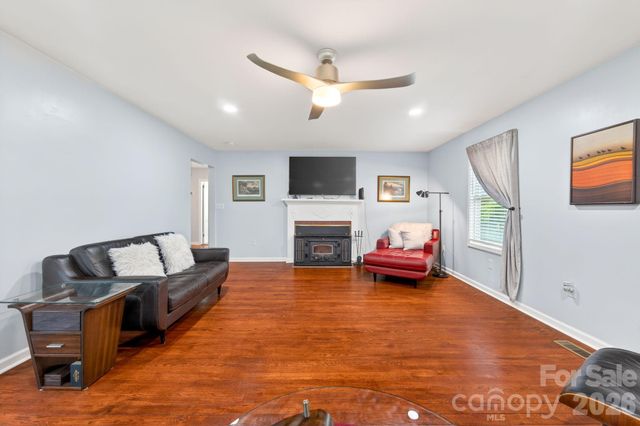 213 Nixon Road, Belmont, NC 28012