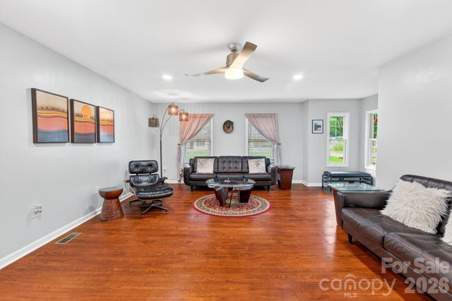 213 Nixon Road, Belmont, NC 28012