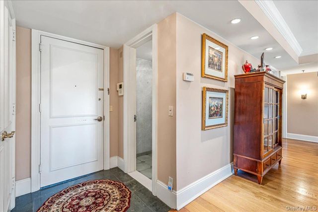 111 Cherry Valley Avenue 517, Garden City, NY 11530